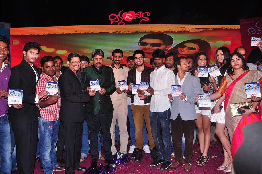 Dil-Deewana-Audio-Launch-by-Kapil-Dev